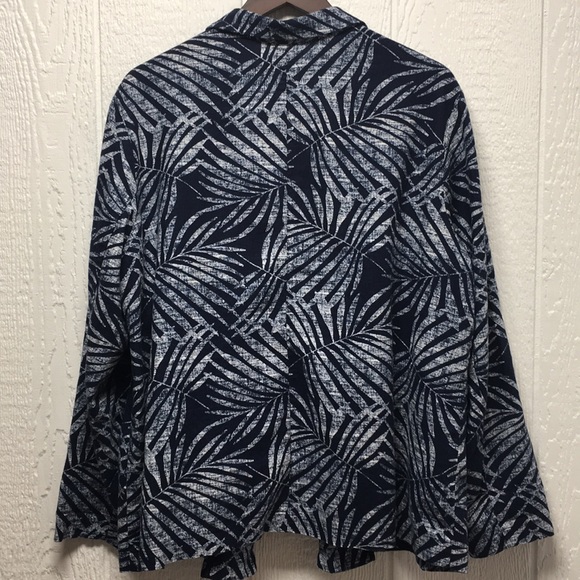 Open Front Linen Blazer - Picture 4 of 4